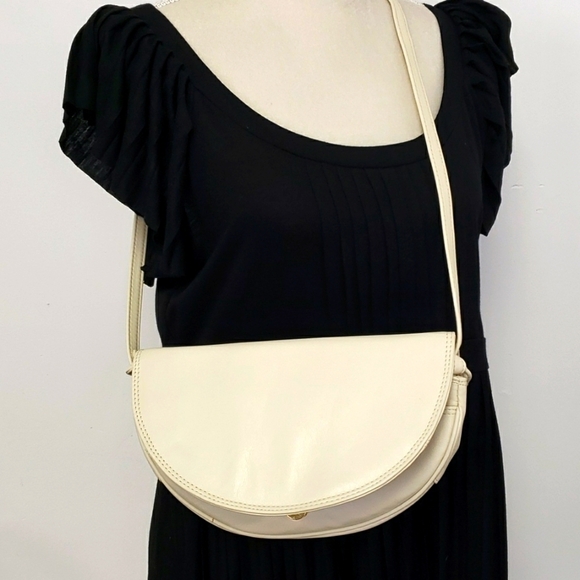 BRIO Leather Half Moon Cresent Shoulder Bag or Clutch Removable Strap Ivory VGUC - Picture 14 of 14